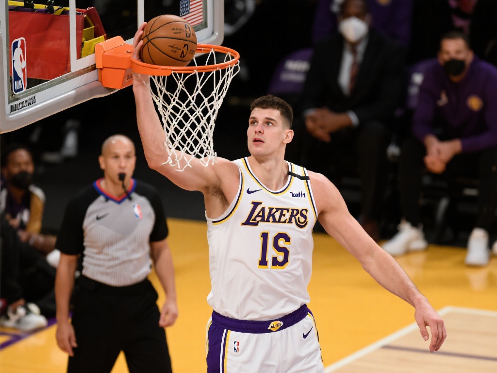 满了悬念 满了悬念