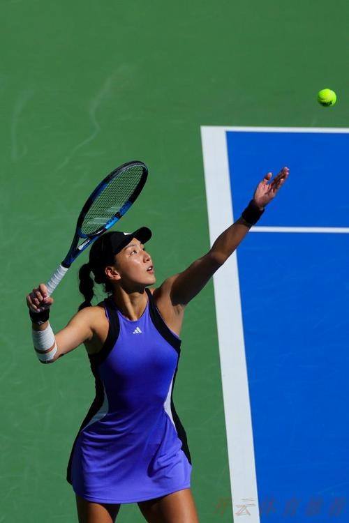 开云体育中心：王欣瑜晋级网球女单四强